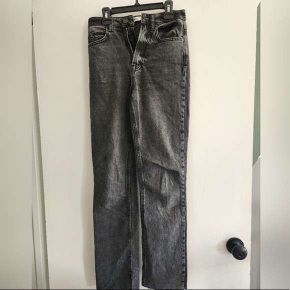 Black Zara jeans Sz 0 - Picture 1 of 1